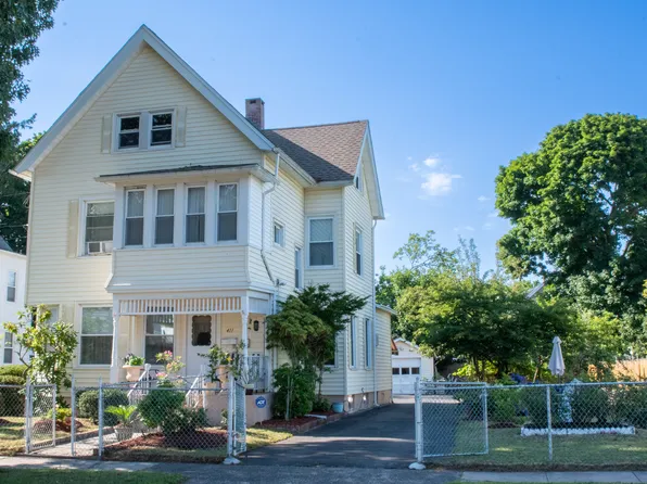 411 Blohm Street, West Haven, CT 06516