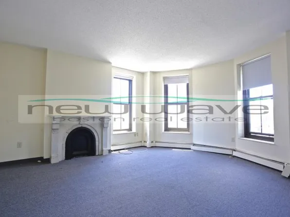 586 Massachusetts Ave, Boston, MA