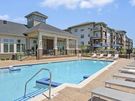 Deer Park Crossing Apartments