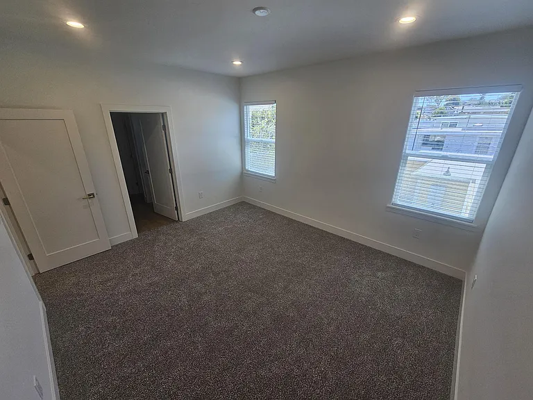 961 Balboa St #1 — Photo 16