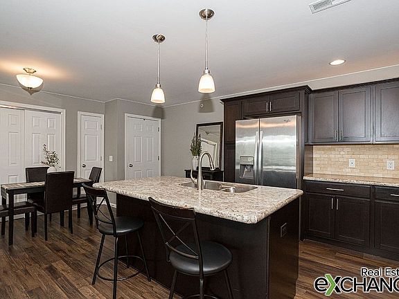 4th image of 220 E Franklin St APT 201