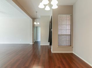 800 Mountain Ridge Dr, Leander, TX 78641