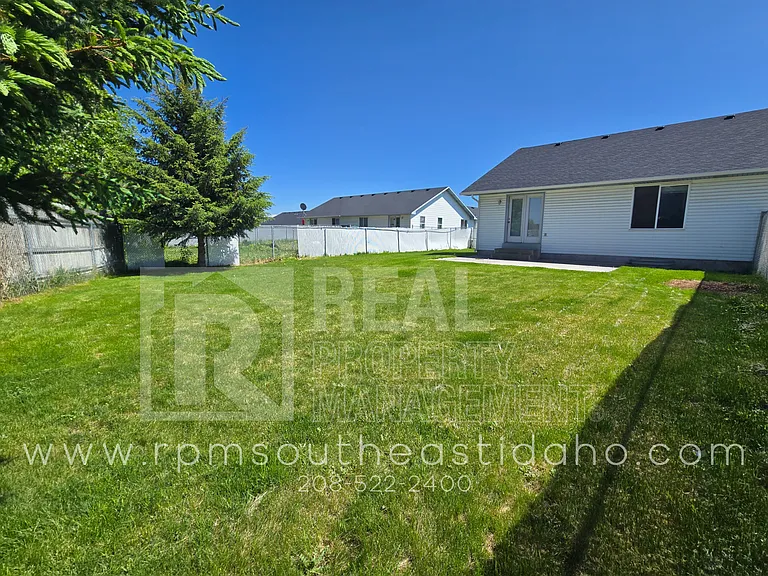 2803 E Chasewood Dr — Photo 37