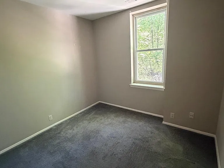 2752 Maryland Ave #2 — Photo 12