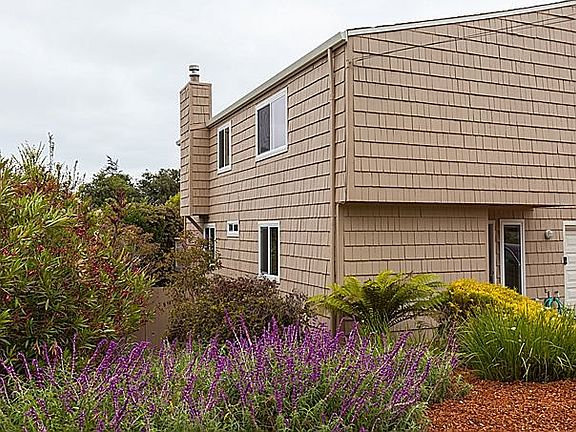 3rd image of 538 Monterey Dr