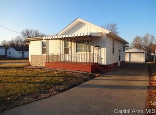 2257 E North Grand Ave, Grandview, IL 62702