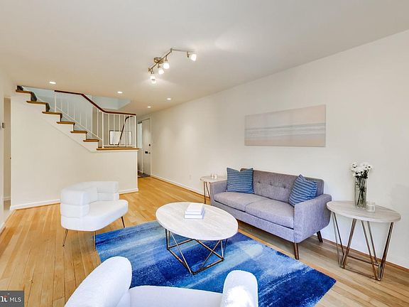 5th image of 747 3rd St SW #402