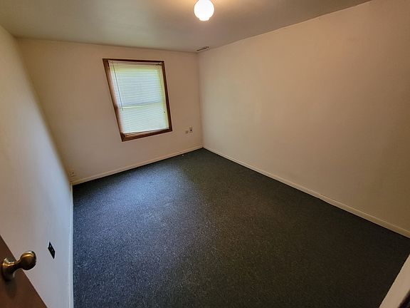 5th image of 1415 4th St W #1/2