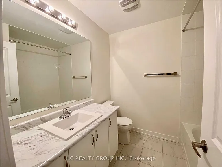 2578 Castlegate Cross — Photo 16
