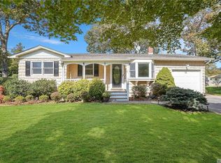 69 Wilson Ave, Mastic Beach, NY 11951
