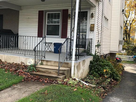2nd image of 612 Woodland Dr