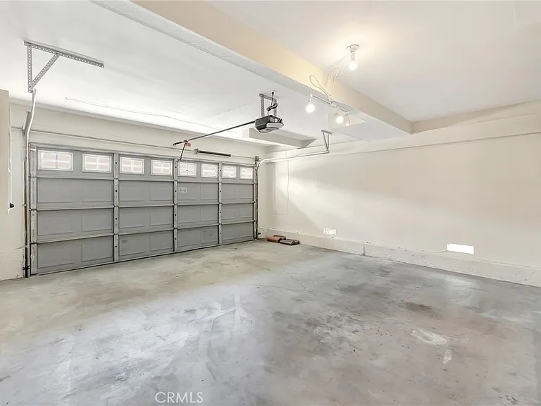 24811 Cutter — Photo 26