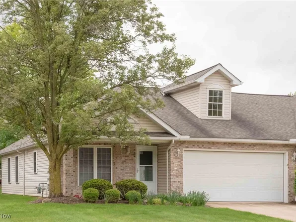 15641 Roxboro Dr #7, Middleburg Heights, OH 44130