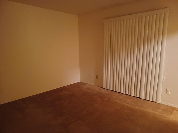 4th image of 132 Anthony Dr
