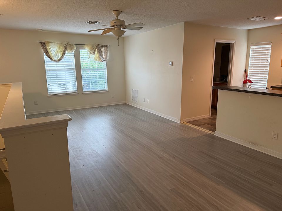 1st image of 4438 Virginia Dr
