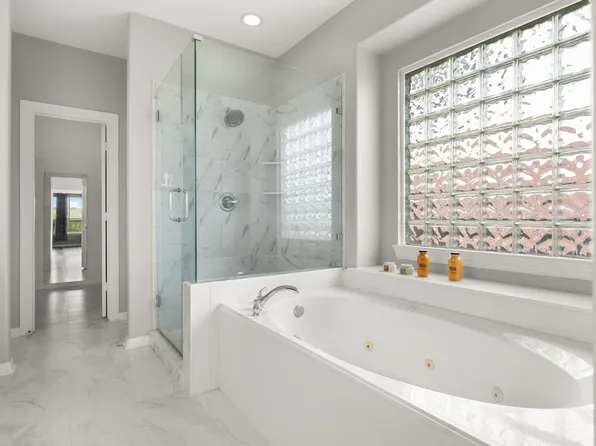 12702 Robins Crest Dr, Tomball, TX 77377