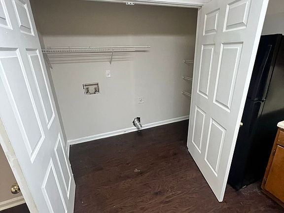 4th image of 3125-3127 Sarah Lou Dr #B35c49a86