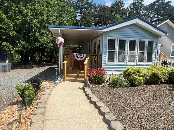 107 Cardinal Dr #503, New London, NC 28127