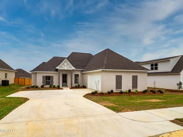 835 Glenwild Cir, Canton, MS 39046