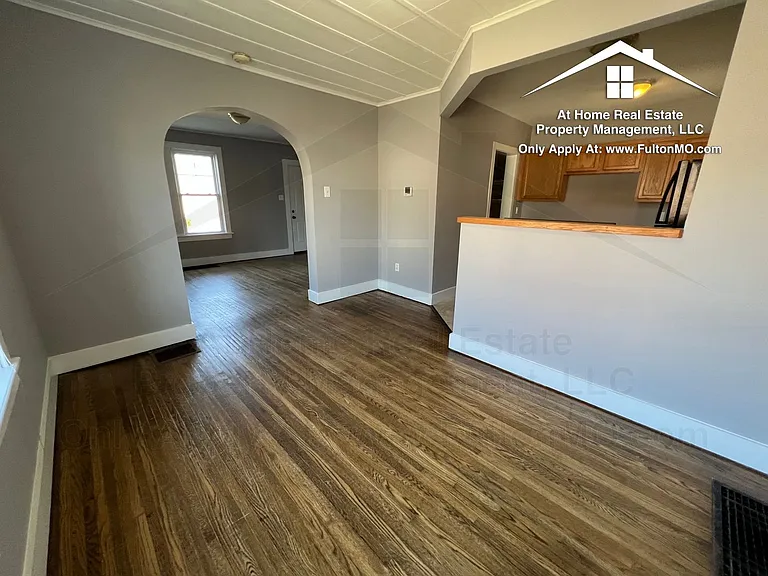 837 Nichols St — Photo 9