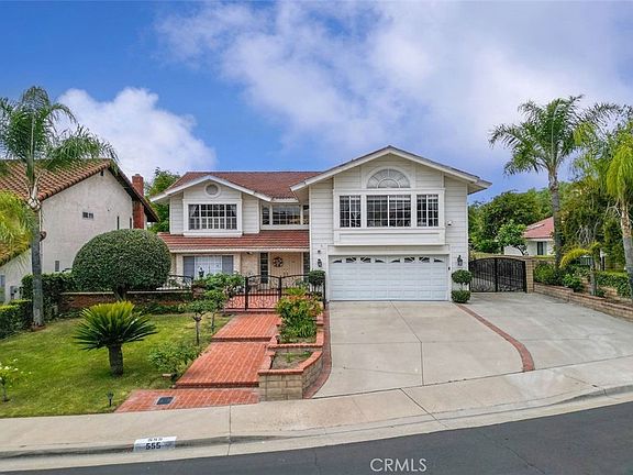 3rd image of 555 Chuck Wagon Cir