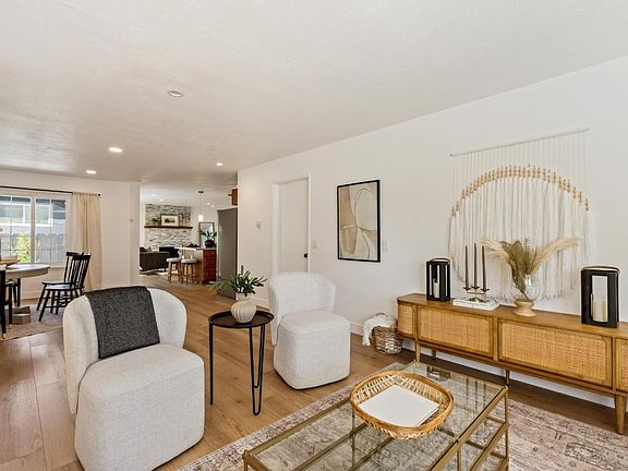 5th image of 1105 Mescal Ave