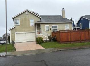 251 Cloverleaf Cir, Suisun City, CA