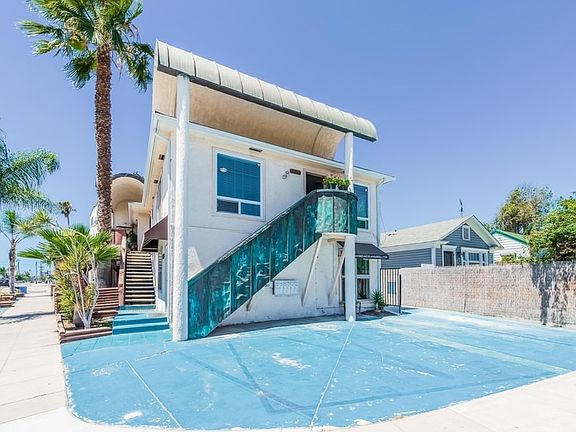 2nd image of 5003 W Point Loma Blvd