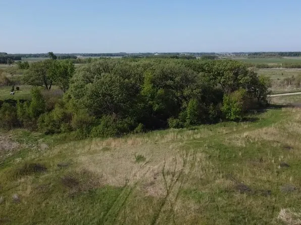 117th St, Glenville, MN 56036