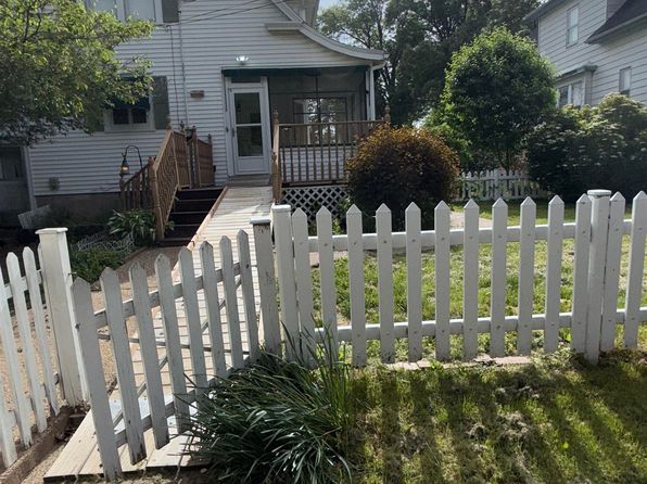 1807 S Main St, Burlington, IA 52601