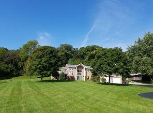 201 N Draper Rd, McHenry, IL 60050