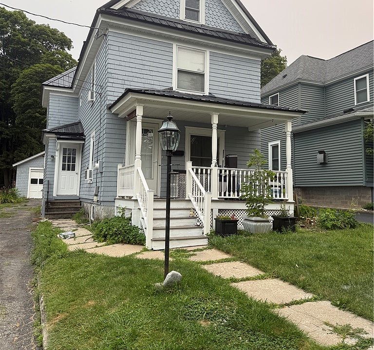 1st image of 7 Vandenbosch Ave