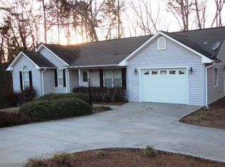 122 Piedmont Connector, Toccoa, GA 30577