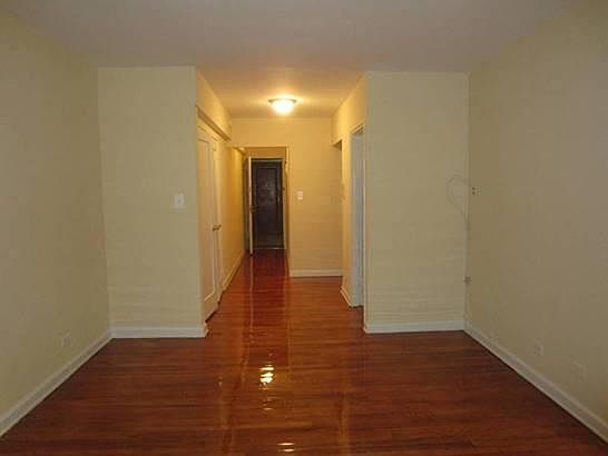 2nd image of 15350 89th Ave APT 636
