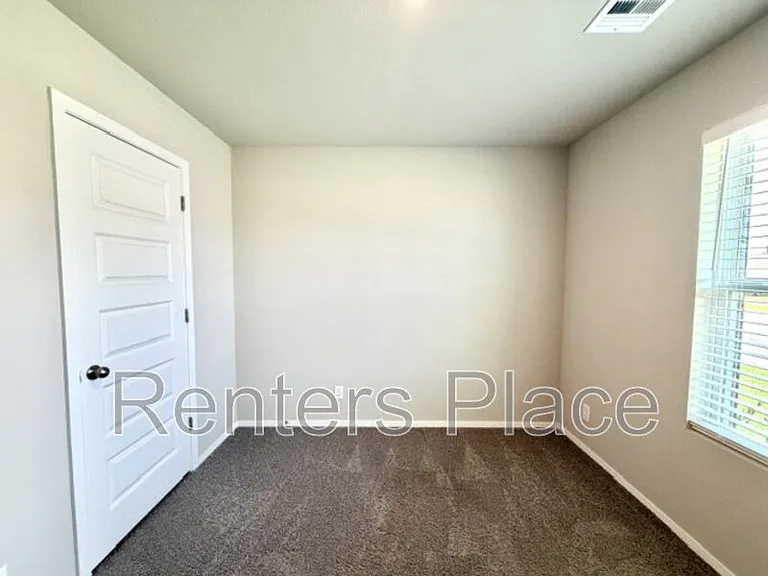 23246 E 113th St S — Photo 8