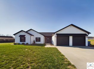 150 SE 215th Rd, Warrensburg, MO 64093