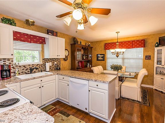 3rd image of 11460 Covington Ln #26