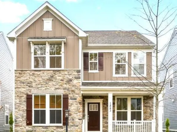 1843 Magnolia Fruit Dr, Dumfries, VA 22026