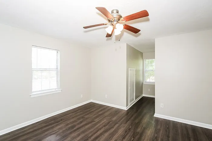 3025 Silverwood Dr — Photo 10