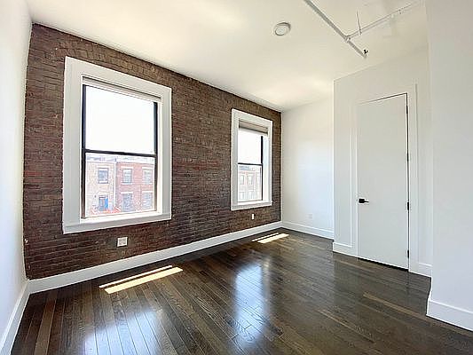 3rd image of 541 W 150th St #1