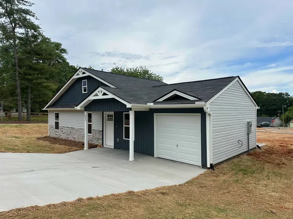 393 Pickens St, Chesnee, SC 29323