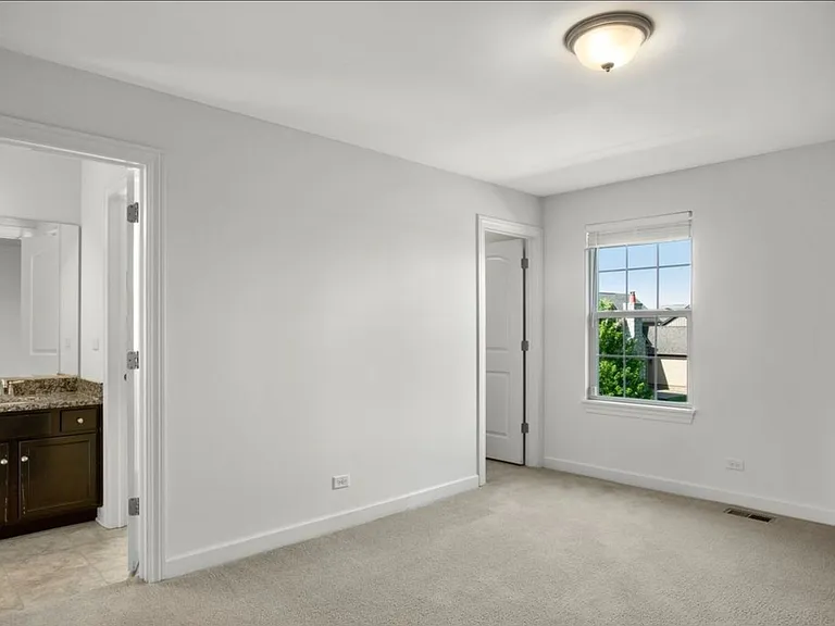 23590 N Sanctuary Club Dr — Photo 2
