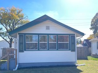 817 Fairmount Ave, Mishawaka, IN 46545