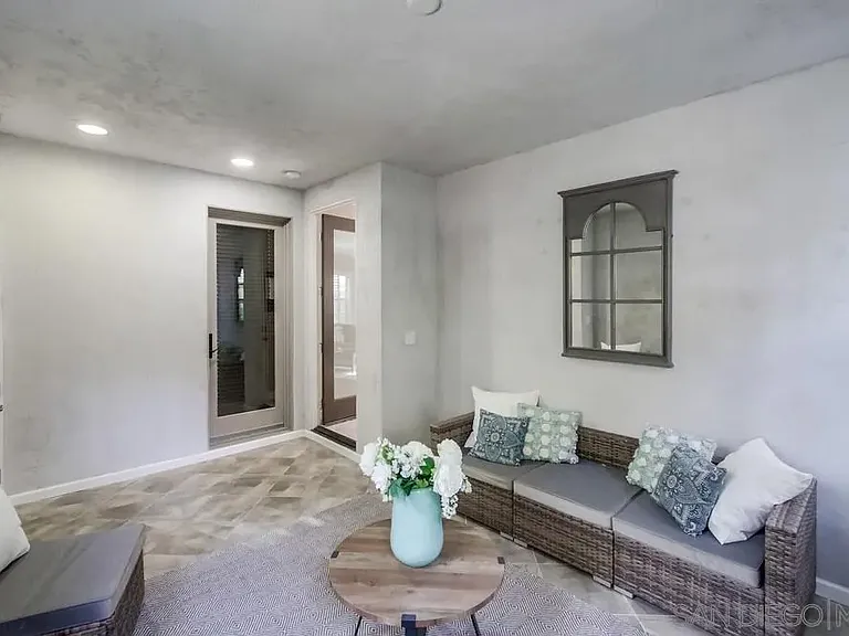 15562 Bristol Ridge Ter — Photo 11