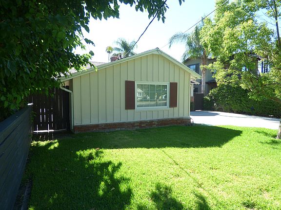 3rd image of 6038 Shadyglade Ave