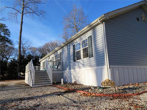 4th image of 34085 Arrowhead Ln