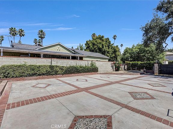 5th image of 1325 Glen Ave