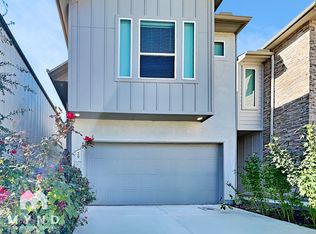 8851 Oakland Rd BUILDING 29, San Antonio, TX 78240