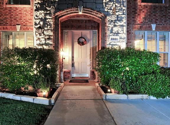 3rd image of 8901 Westmont Dr