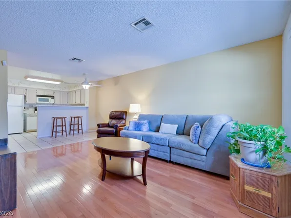 2032 Bavington Dr Unit B, Las Vegas, NV 89108